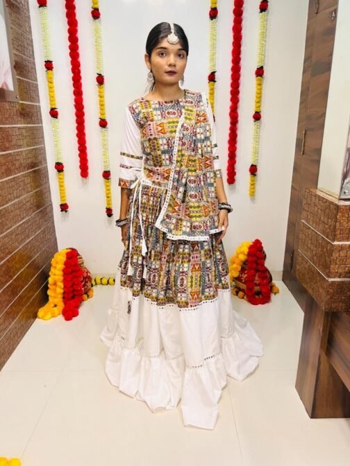 aawiya 7058 navratri special stitch lehenga unstitch choli with dupatta   aawiya 7058 navratri special stitch lehenga unstitch choli with dupatta 2 2025 05 19 16 41 22.jpeg